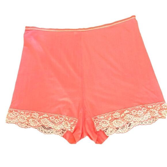 Vintage pink‎ nylon shorts slip lace trim - Picture 1 of 7